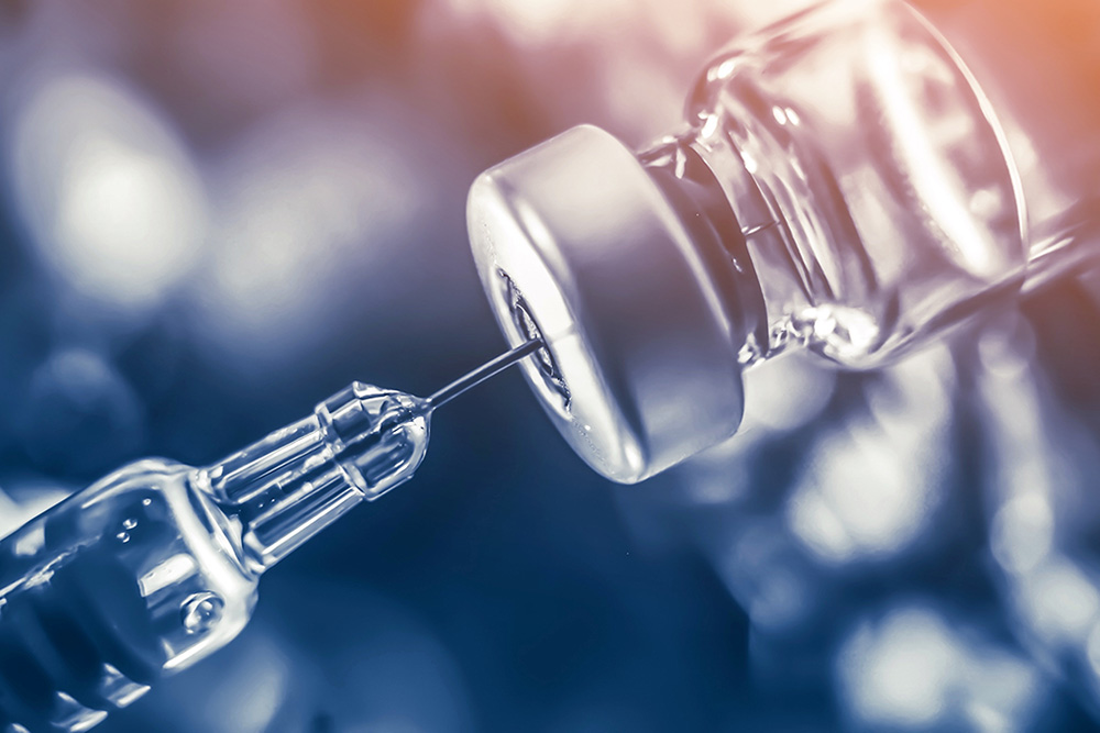 Vaccinări esențiale pentru vârstnici în sezonul 2025–2026 – gripă, pneumococ, COVID și de ce sunt gratuite sau recomandate